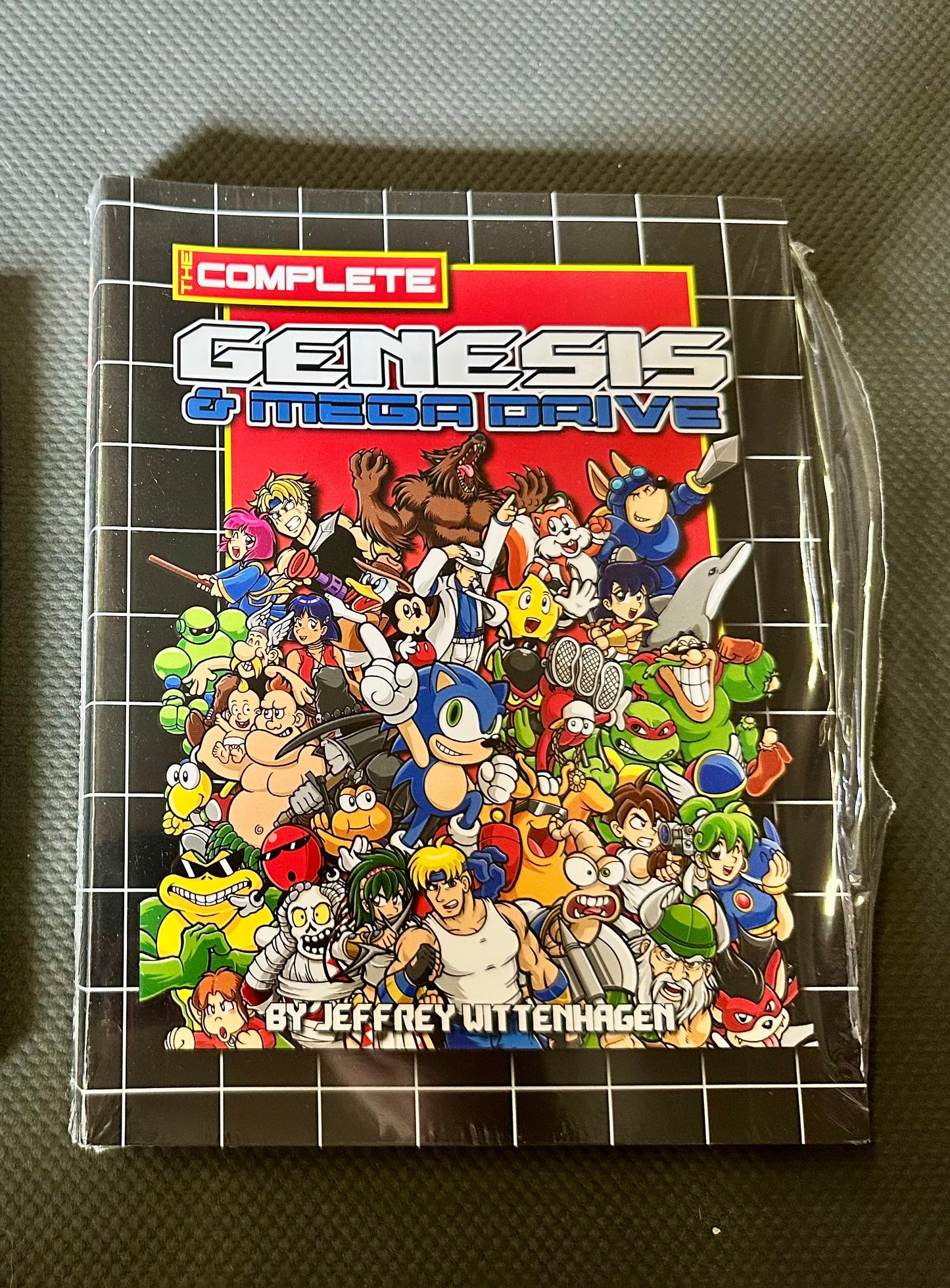 The Complete Genesis & Mega Drive - Paperback Book